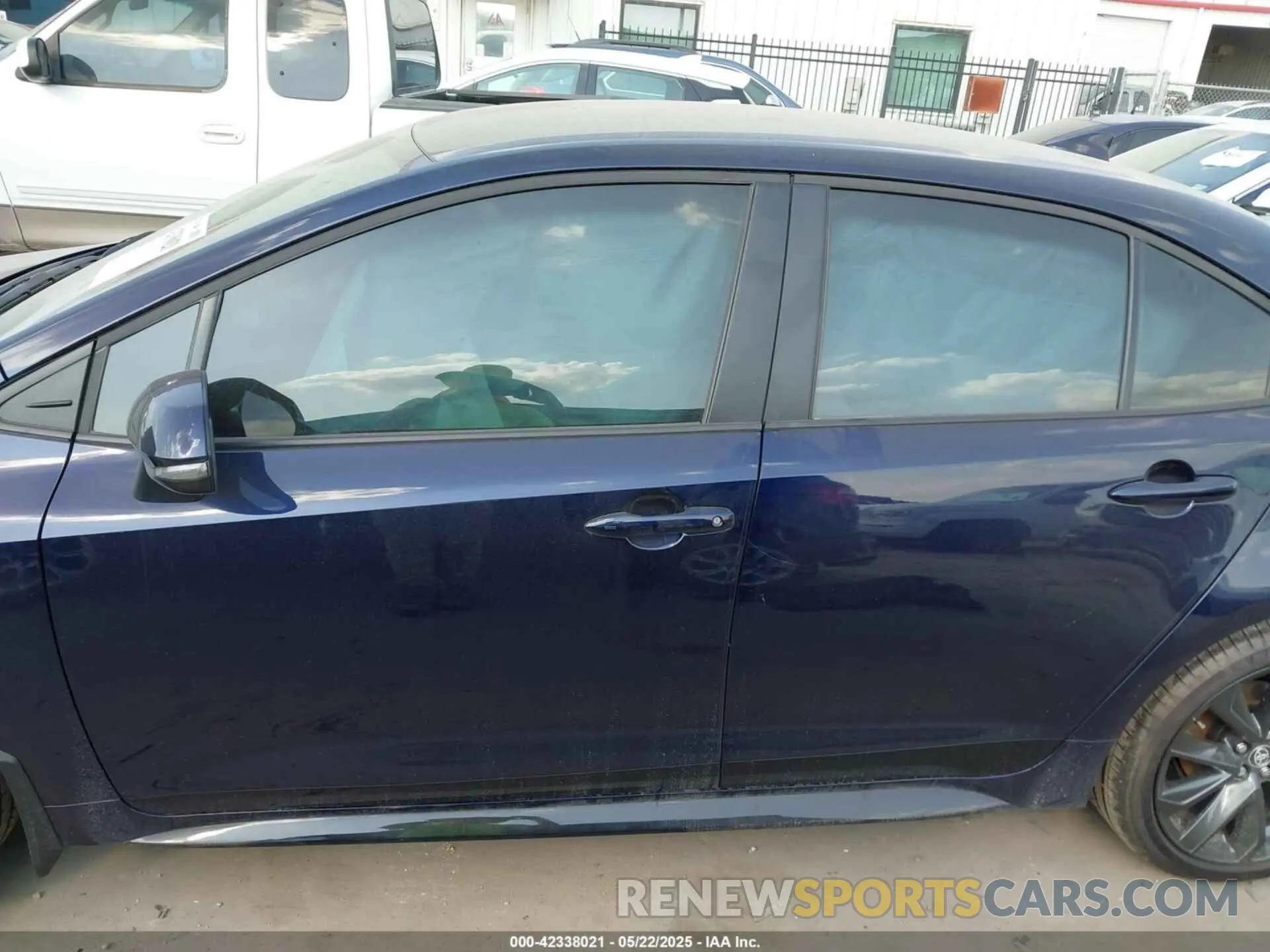 14 Photograph of a damaged car 5YFS4MCE8SP233077 TOYOTA COROLLA 2025