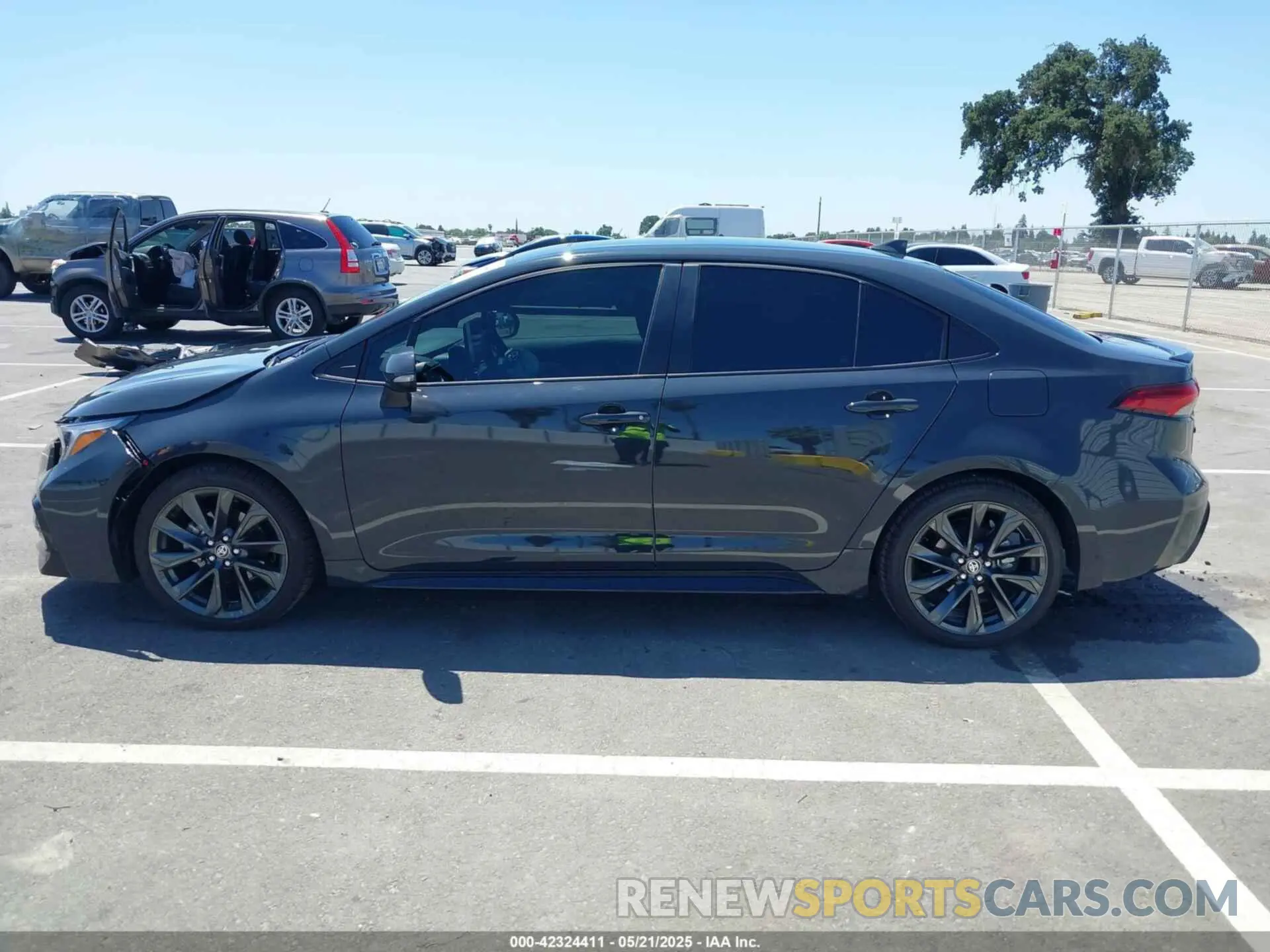 14 Photograph of a damaged car 5YFT4MCE5SP222123 TOYOTA COROLLA 2025