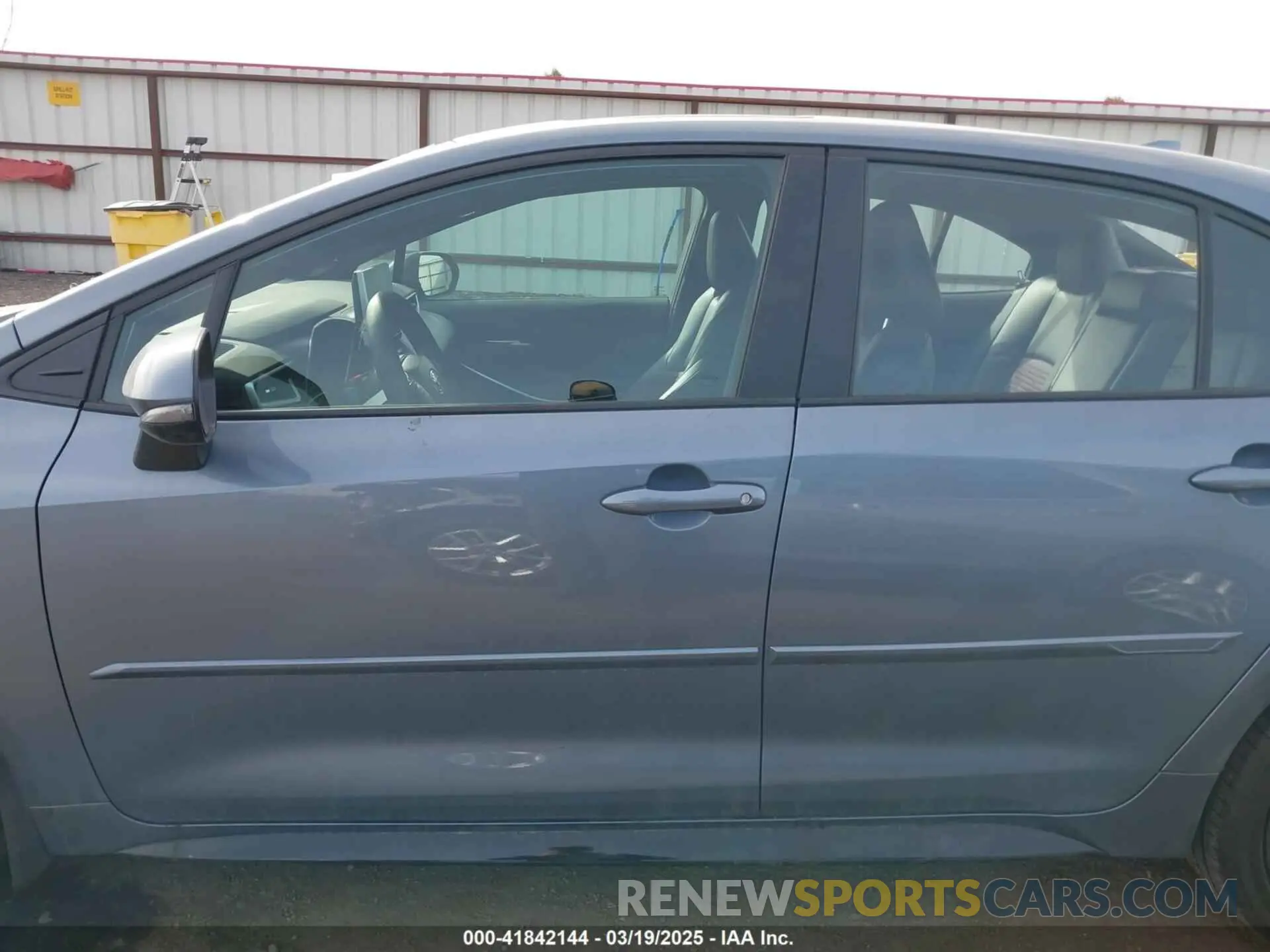 15 Photograph of a damaged car 5YFT4MCE8SP221046 TOYOTA COROLLA 2025