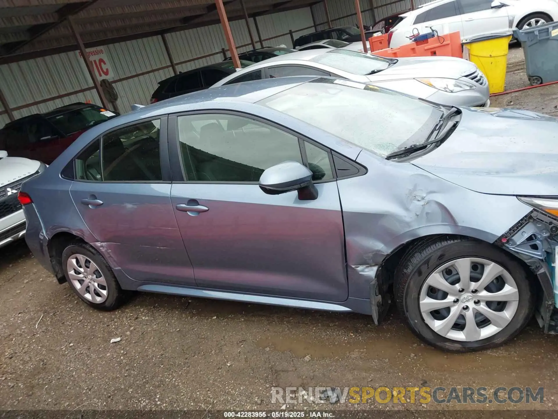 14 Photograph of a damaged car JTDBCMFE0SJ042143 TOYOTA COROLLA 2025