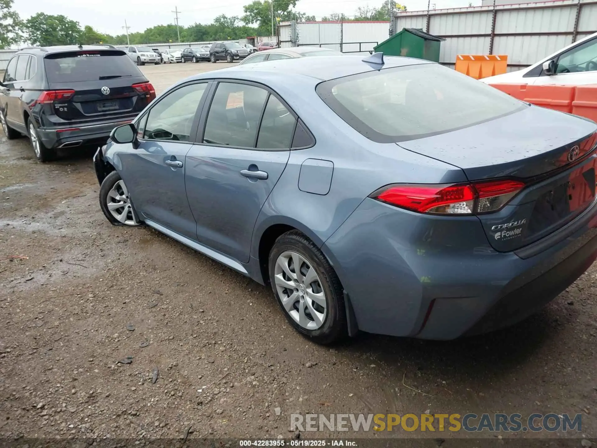 3 Photograph of a damaged car JTDBCMFE0SJ042143 TOYOTA COROLLA 2025
