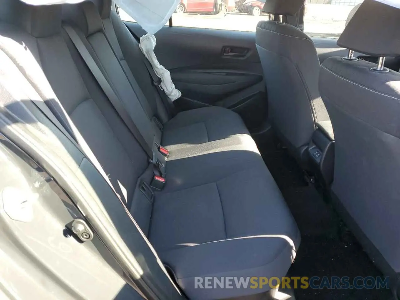 11 Photograph of a damaged car JTDBCMFE2S3072832 TOYOTA COROLLA 2025