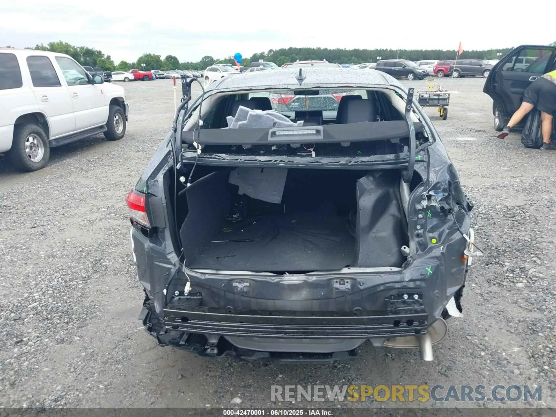 17 Photograph of a damaged car JTDBCMFE3S3085623 TOYOTA COROLLA 2025