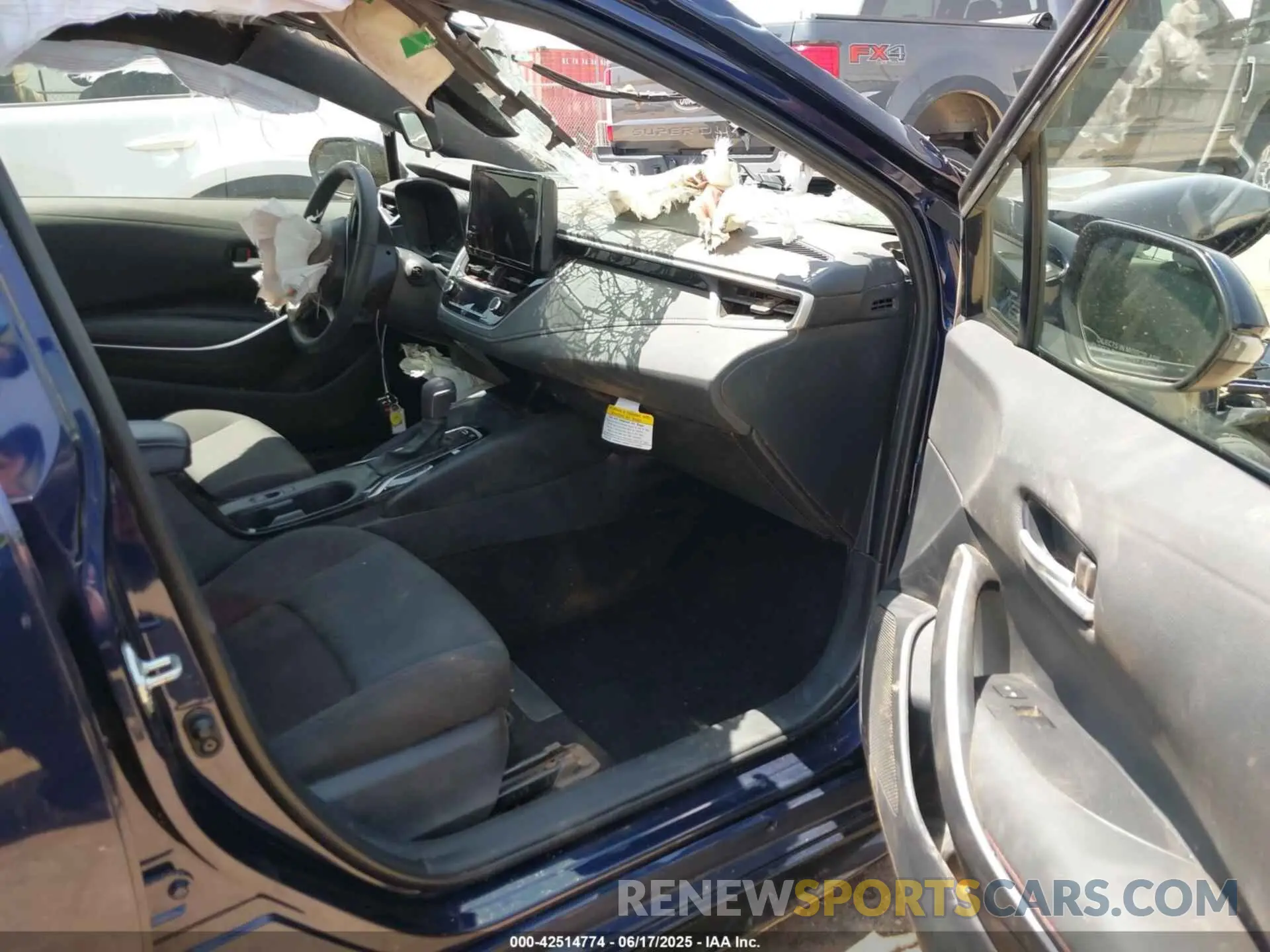 5 Photograph of a damaged car JTDBCMFE4S3069320 TOYOTA COROLLA 2025