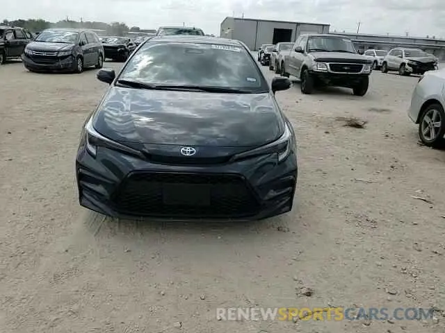 11 Photograph of a damaged car JTDBCMFE4S3078776 TOYOTA COROLLA 2025