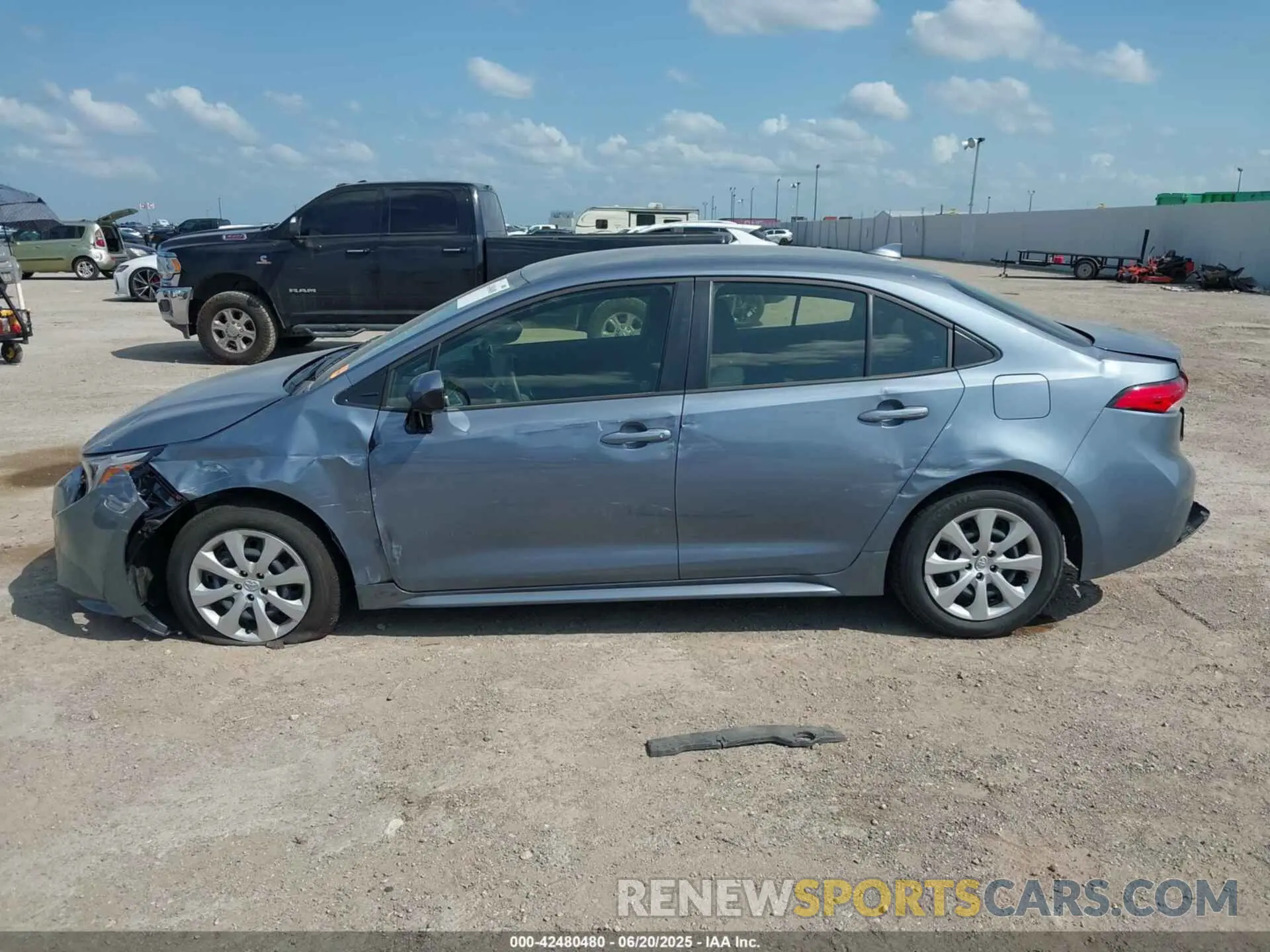 14 Photograph of a damaged car JTDBCMFE4S3087154 TOYOTA COROLLA 2025