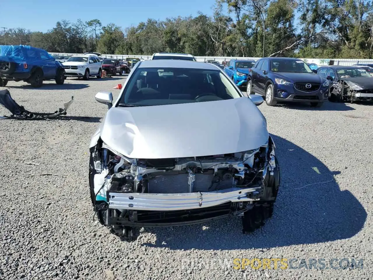 5 Photograph of a damaged car JTDBCMFE4SJ038242 TOYOTA COROLLA 2025
