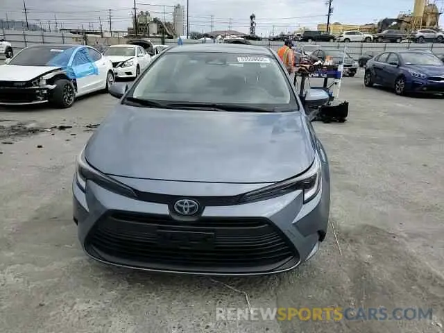 10 Photograph of a damaged car JTDBCMFE5SJ037651 TOYOTA COROLLA 2025