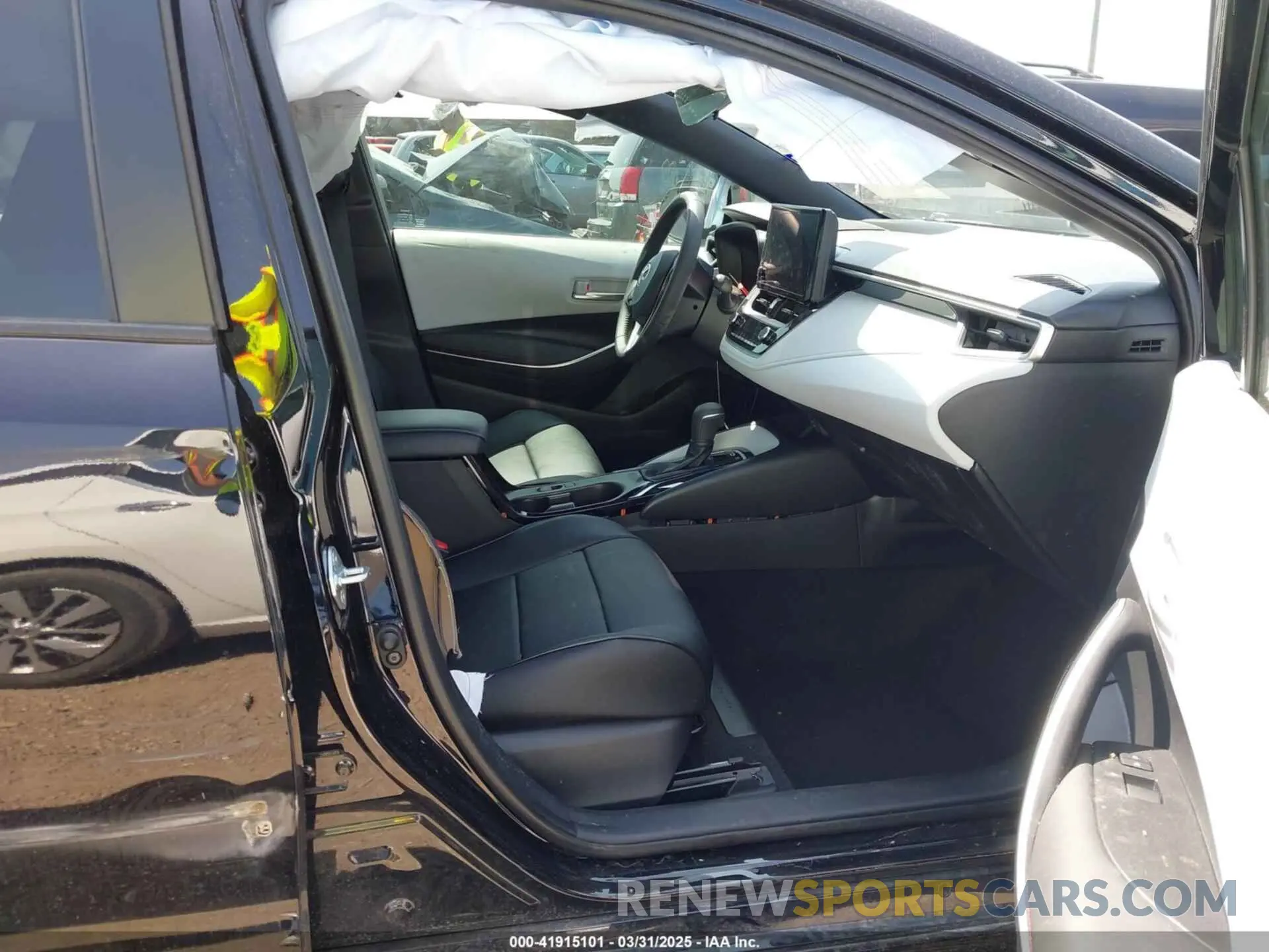 5 Photograph of a damaged car JTDBCMFE5SJ041392 TOYOTA COROLLA 2025