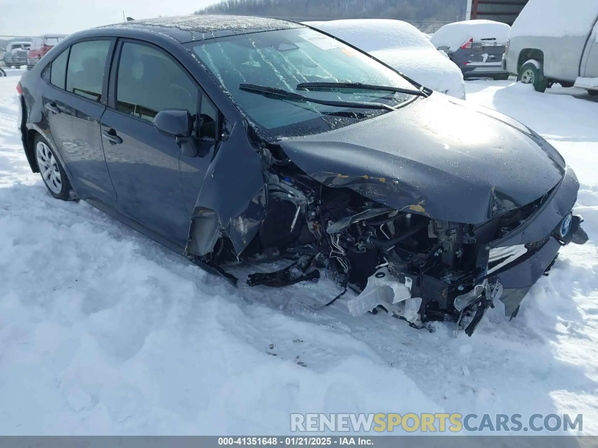 1 Photograph of a damaged car JTDBCMFE6S3074406 TOYOTA COROLLA 2025