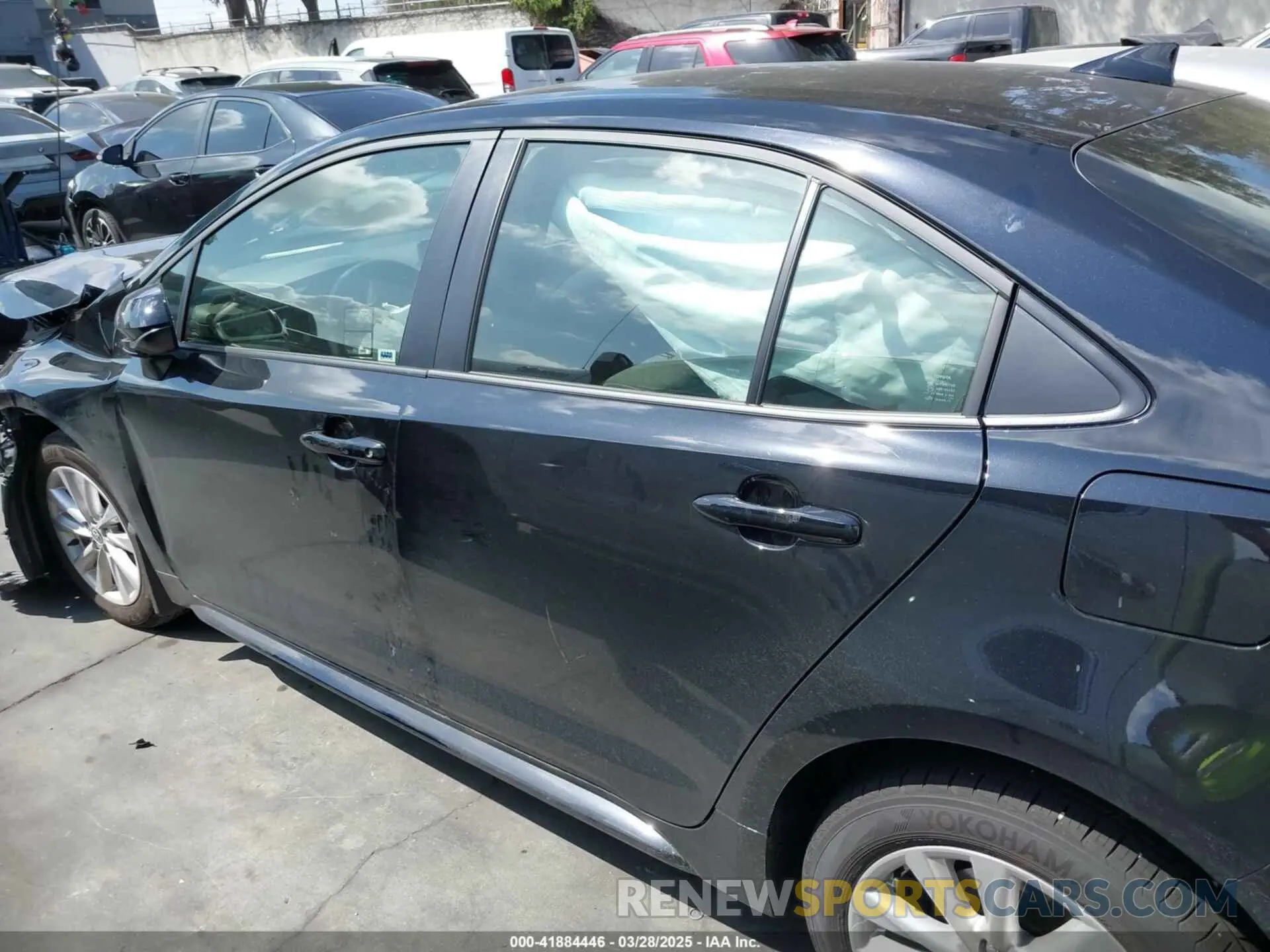 15 Photograph of a damaged car JTDBCMFE6S3078133 TOYOTA COROLLA 2025