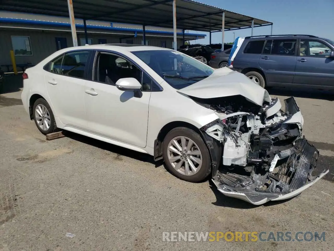 4 Photograph of a damaged car JTDBCMFE6SJ037335 TOYOTA COROLLA 2025