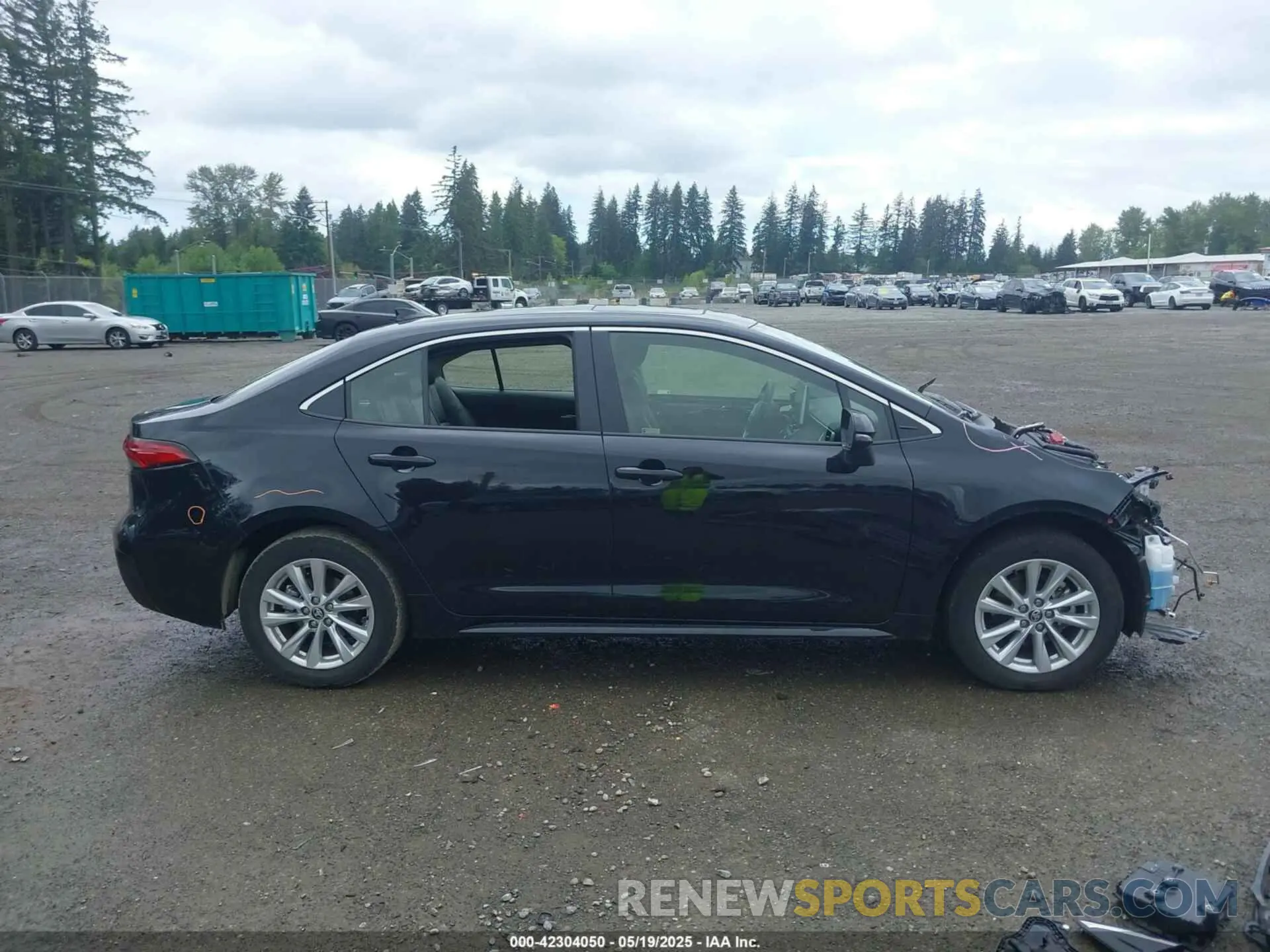 14 Photograph of a damaged car JTDBCMFE6SJ038663 TOYOTA COROLLA 2025