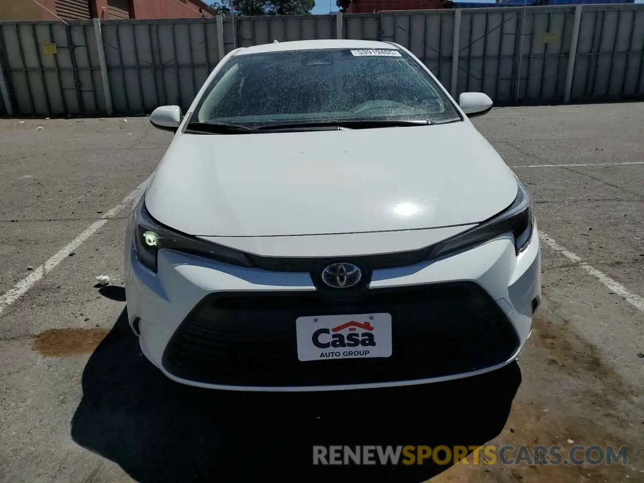 5 Photograph of a damaged car JTDBCMFE8SJ041662 TOYOTA COROLLA 2025
