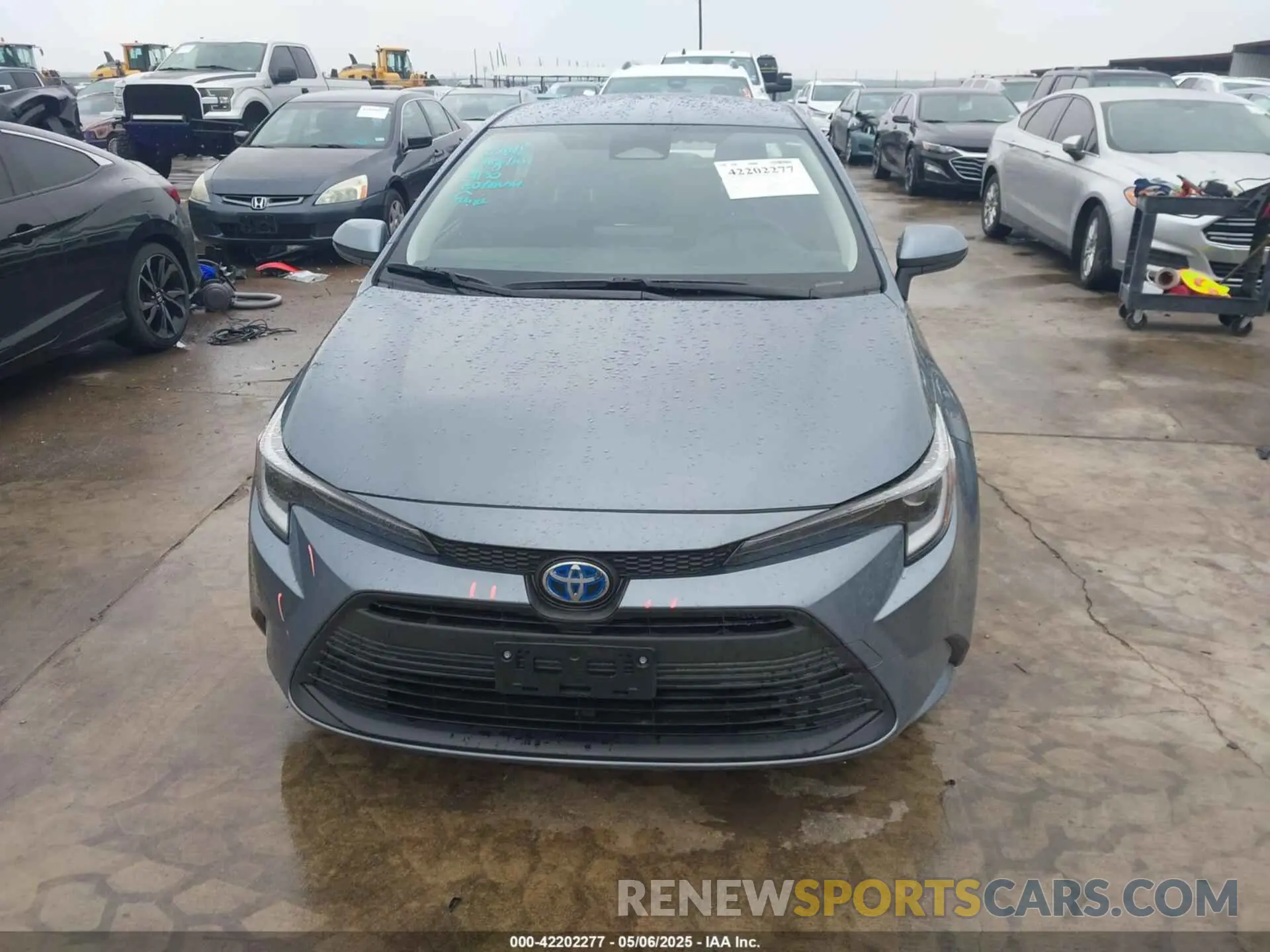 13 Photograph of a damaged car JTDBCMFEXS3085148 TOYOTA COROLLA 2025
