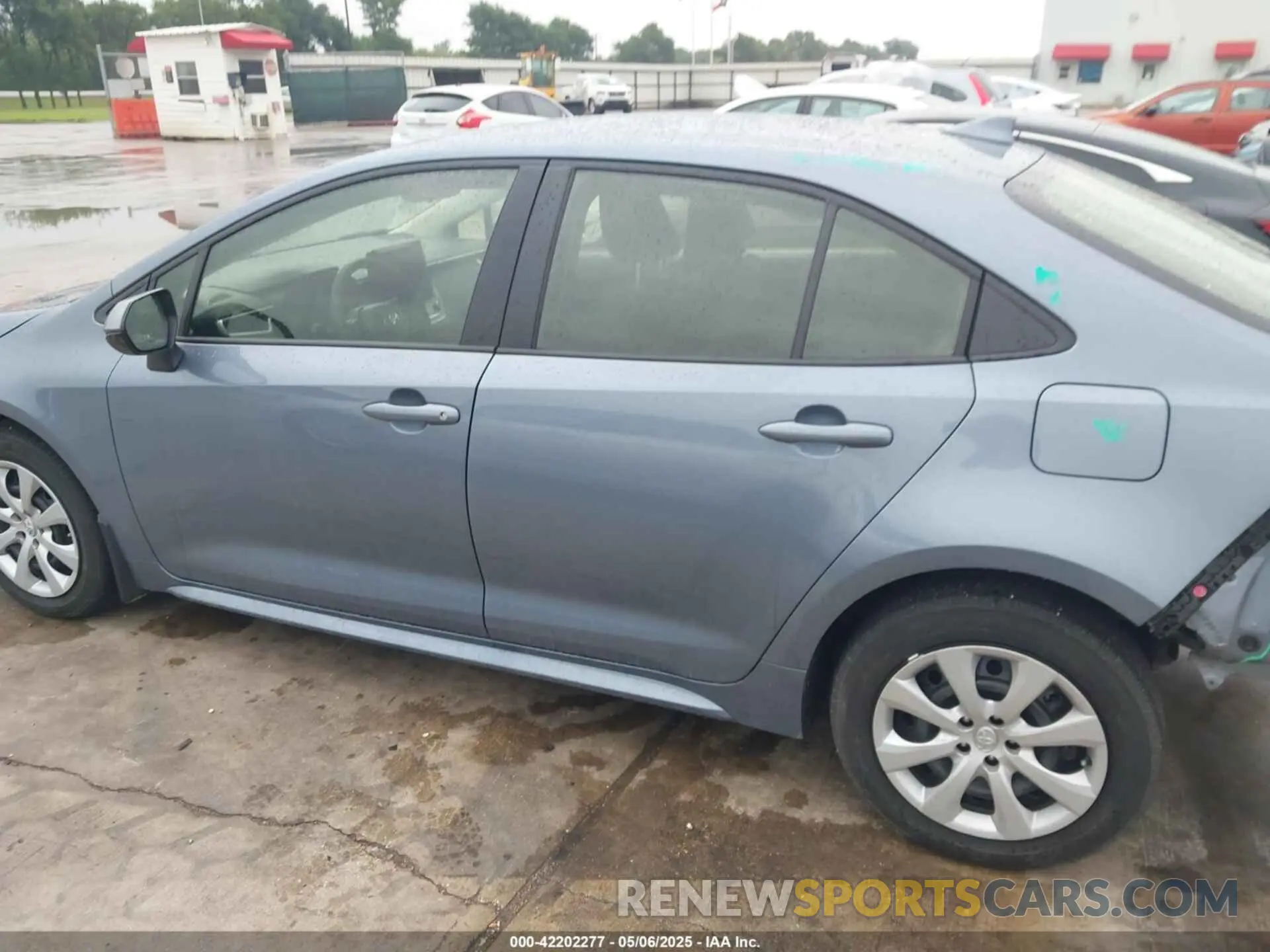 15 Photograph of a damaged car JTDBCMFEXS3085148 TOYOTA COROLLA 2025