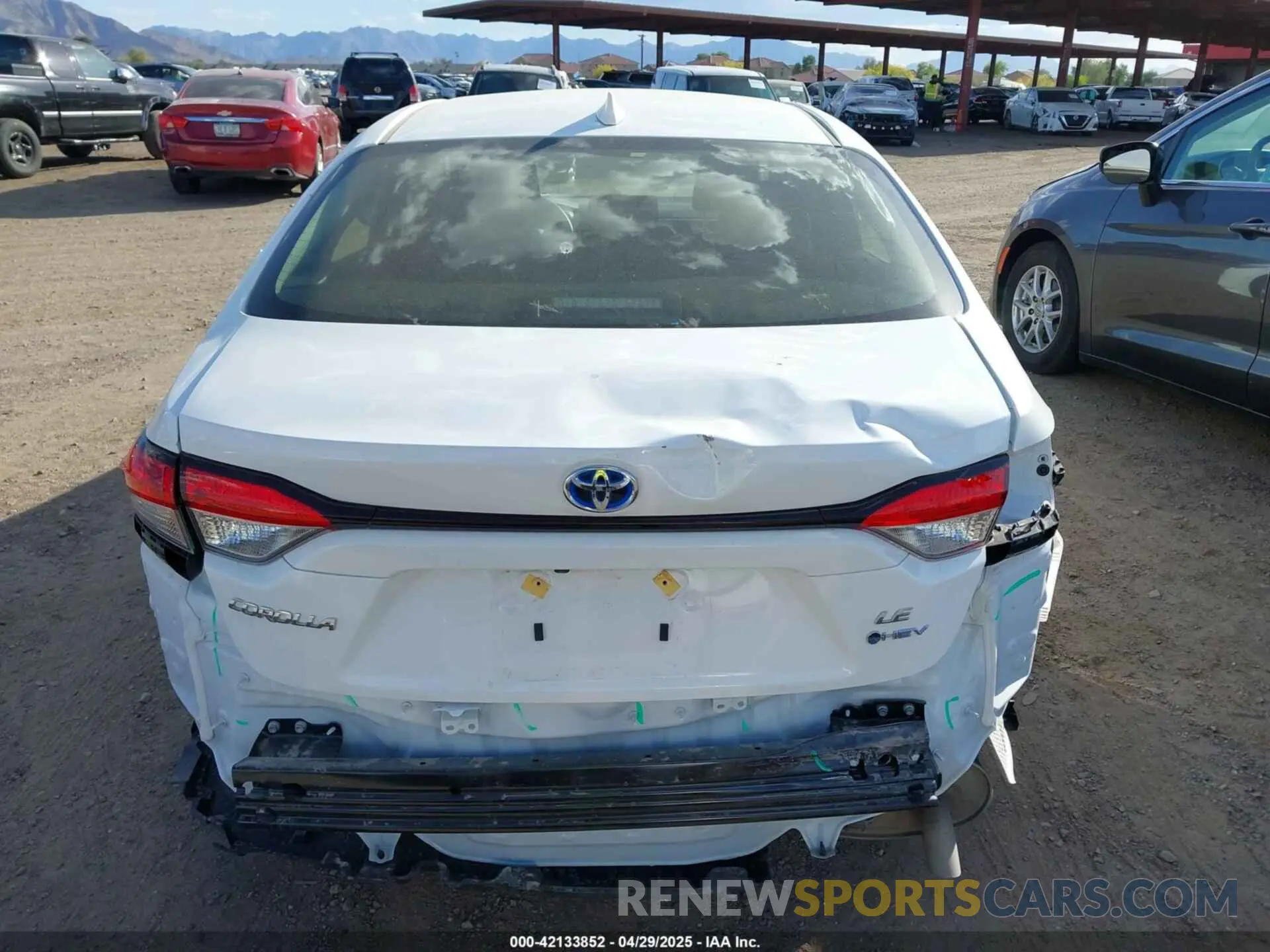 16 Photograph of a damaged car JTDBCMFEXSJ042912 TOYOTA COROLLA 2025