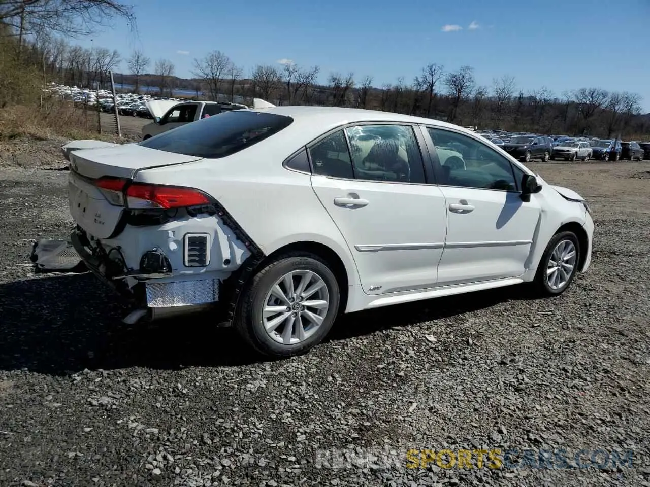 3 Photograph of a damaged car JTDBDMHE0S3017452 TOYOTA COROLLA 2025