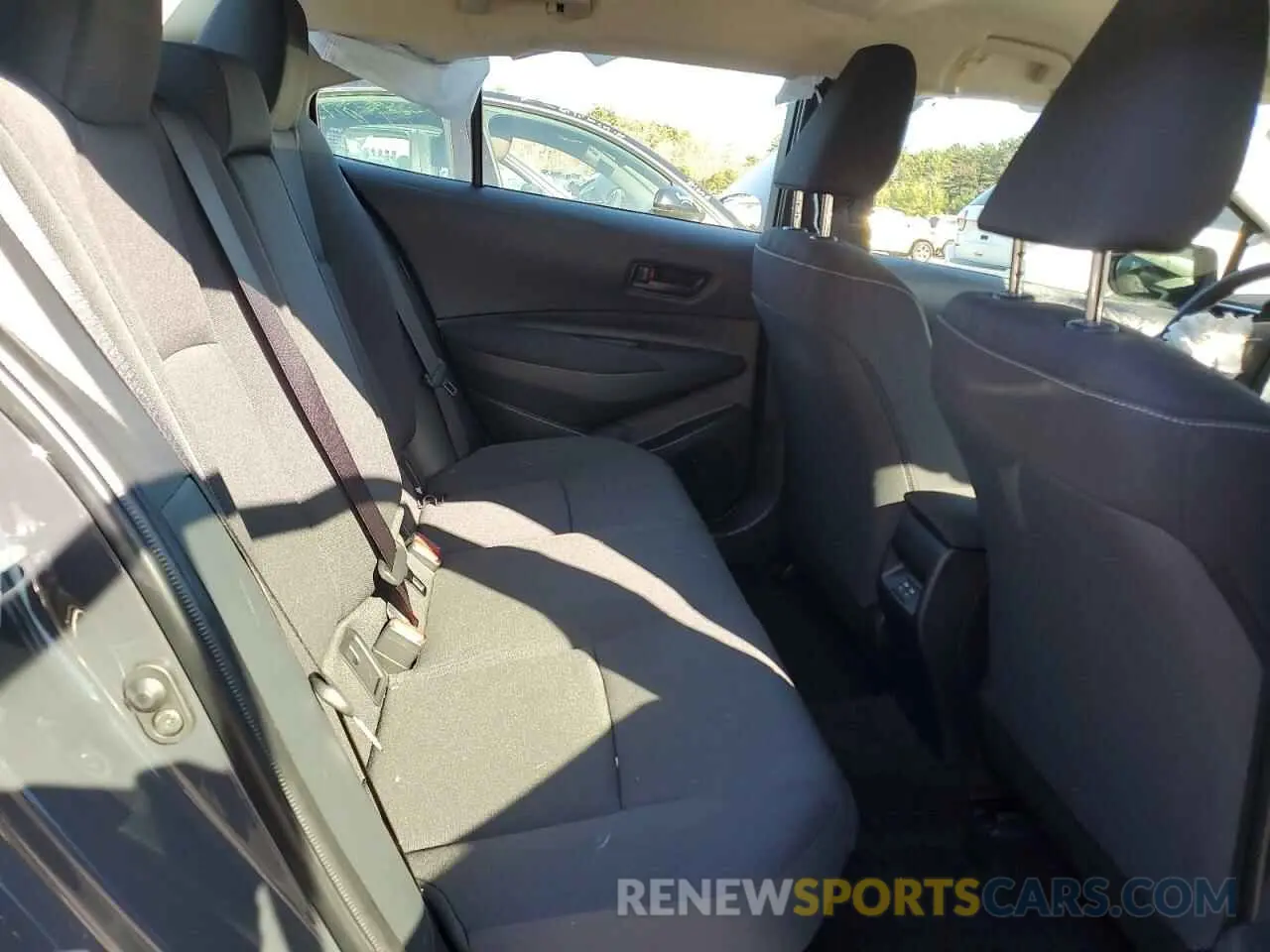 10 Photograph of a damaged car JTDBDMHE1S3016696 TOYOTA COROLLA 2025