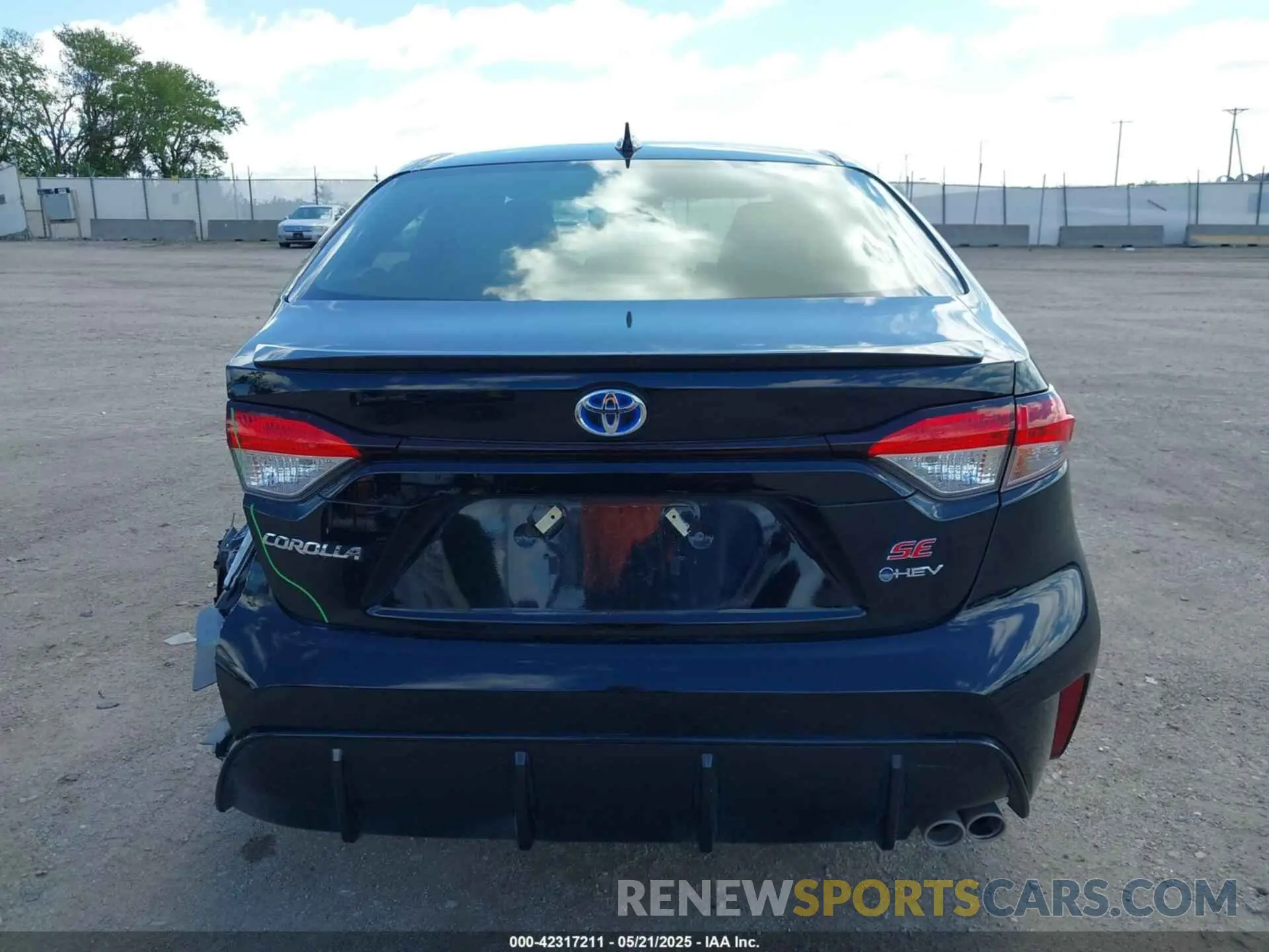 16 Photograph of a damaged car JTDBDMHE2S3018991 TOYOTA COROLLA 2025