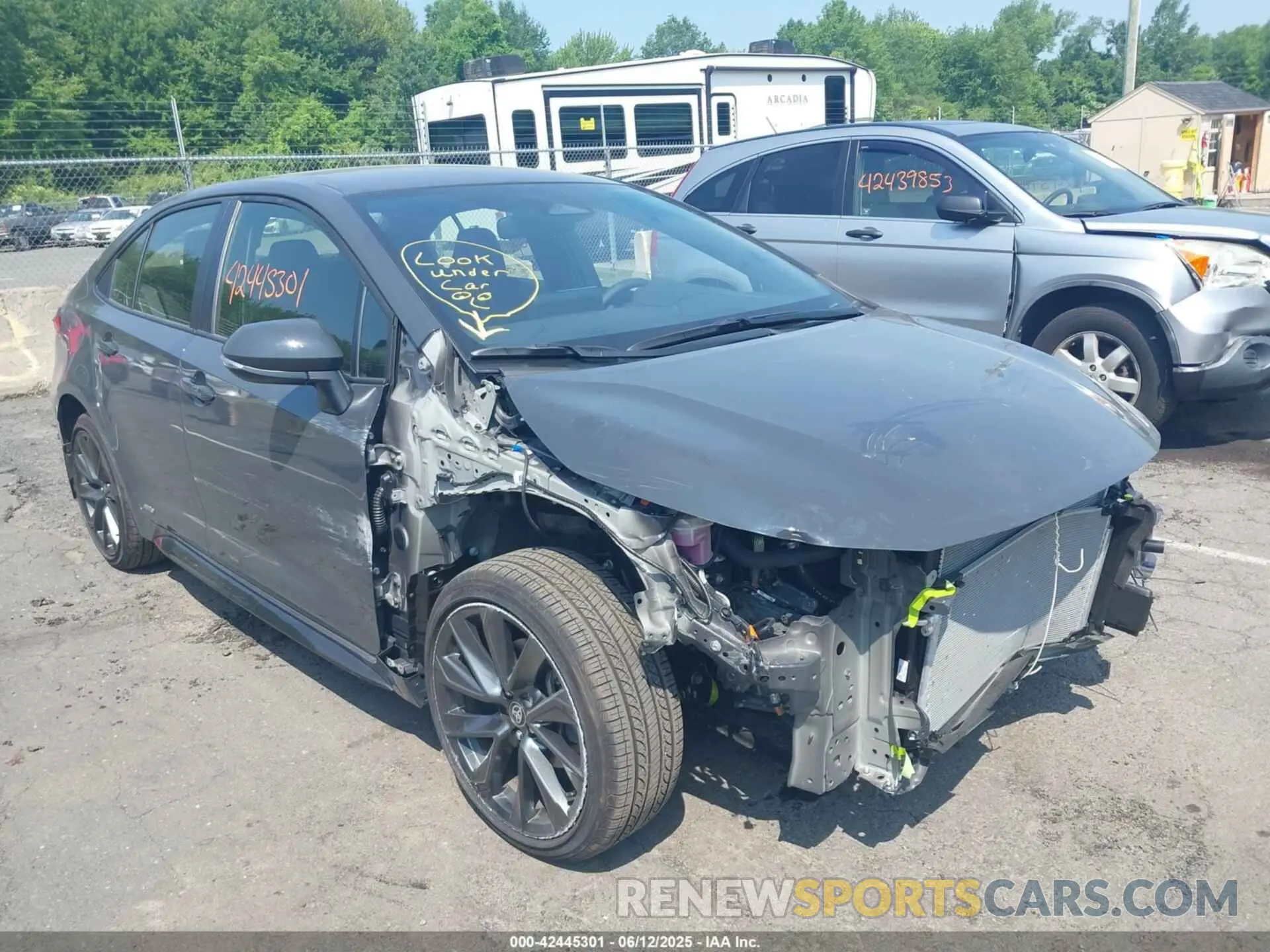 1 Photograph of a damaged car JTDBDMHE2S3019087 TOYOTA COROLLA 2025
