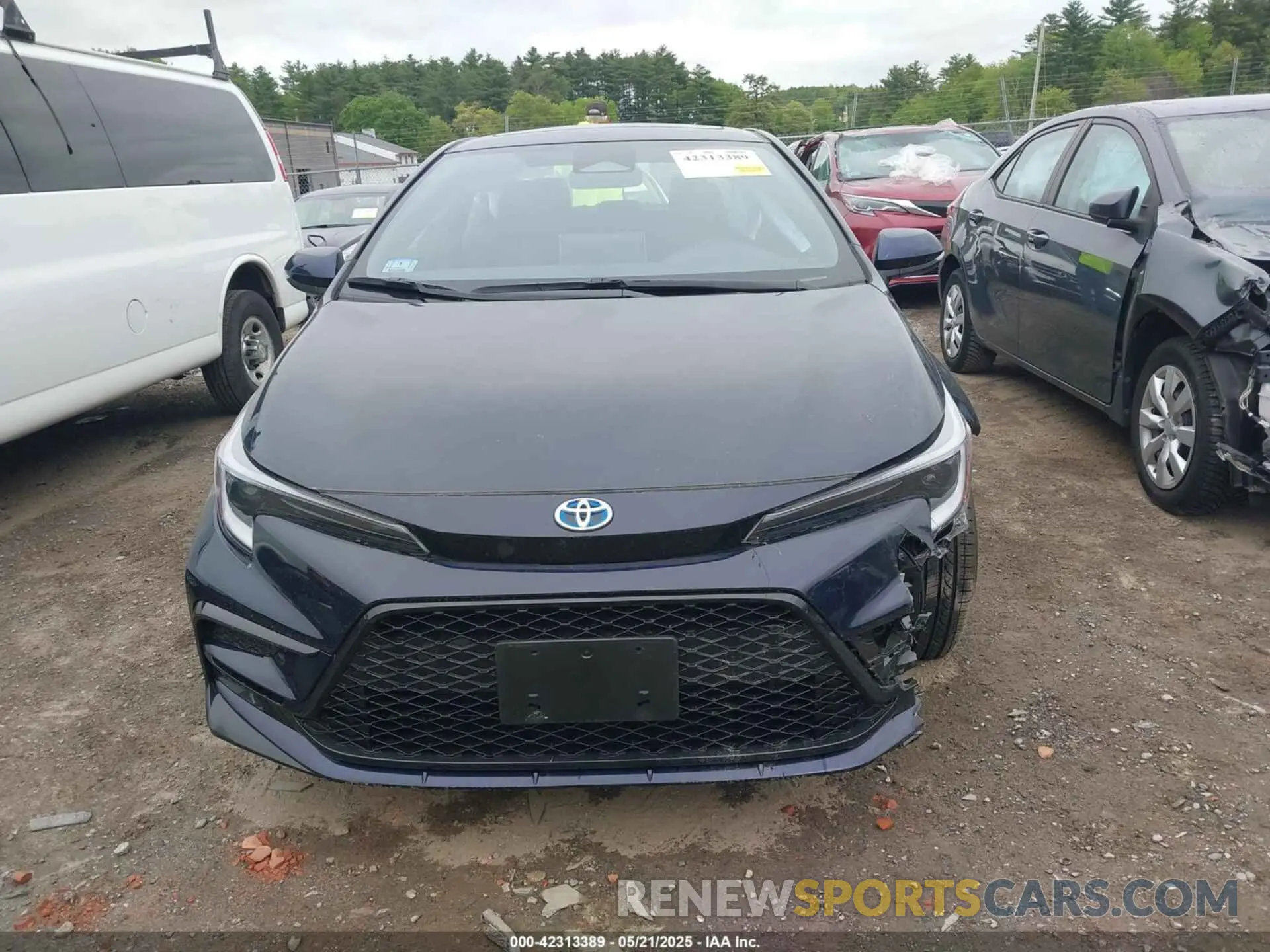 12 Photograph of a damaged car JTDBDMHEXS3017426 TOYOTA COROLLA 2025