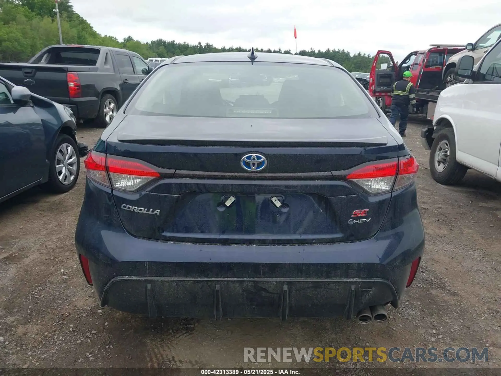 16 Photograph of a damaged car JTDBDMHEXS3017426 TOYOTA COROLLA 2025