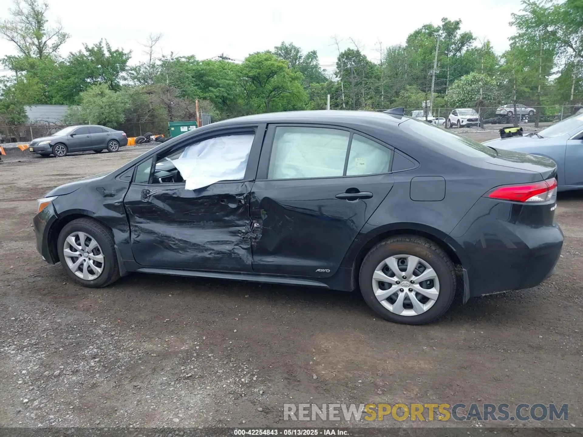 14 Photograph of a damaged car JTDBDMHEXSJ013064 TOYOTA COROLLA 2025