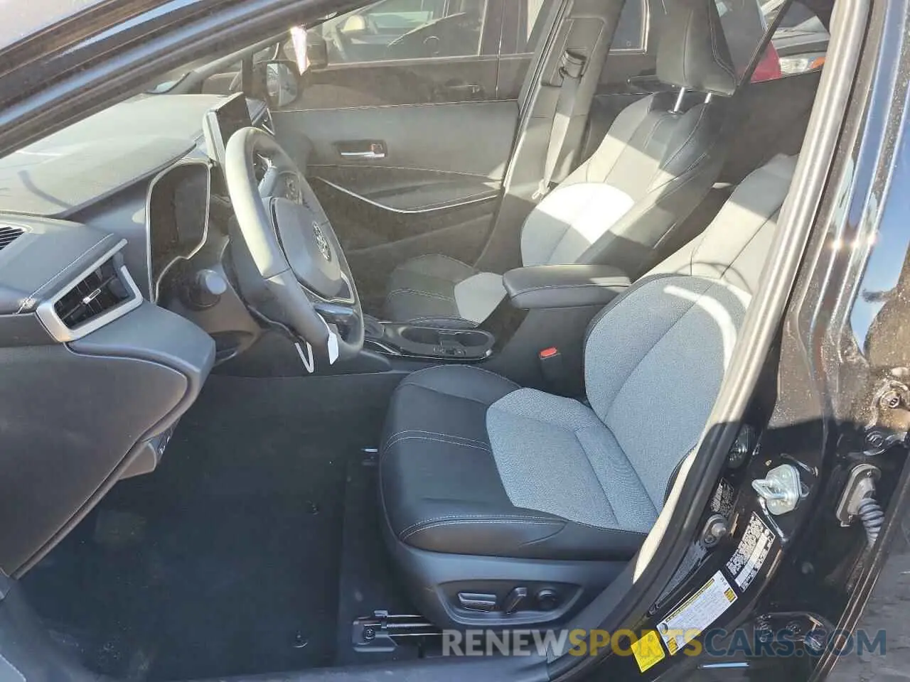 7 Photograph of a damaged car JTNC4MBE1S3243167 TOYOTA COROLLA 2025