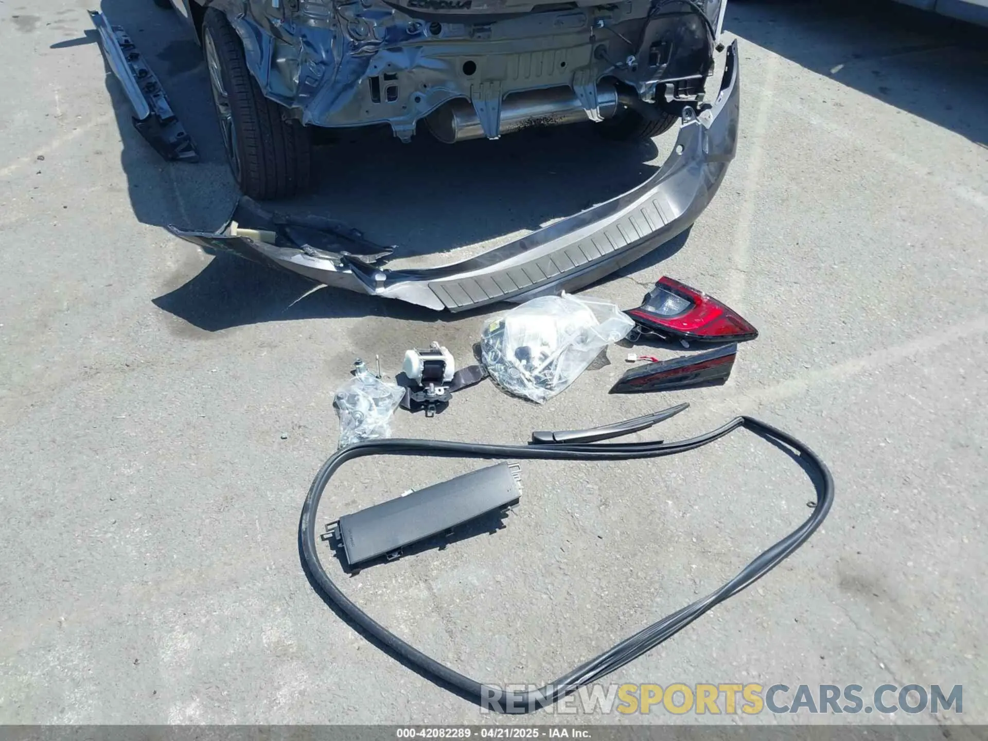 12 Photograph of a damaged car JTNC4MBE8S3236331 TOYOTA COROLLA 2025