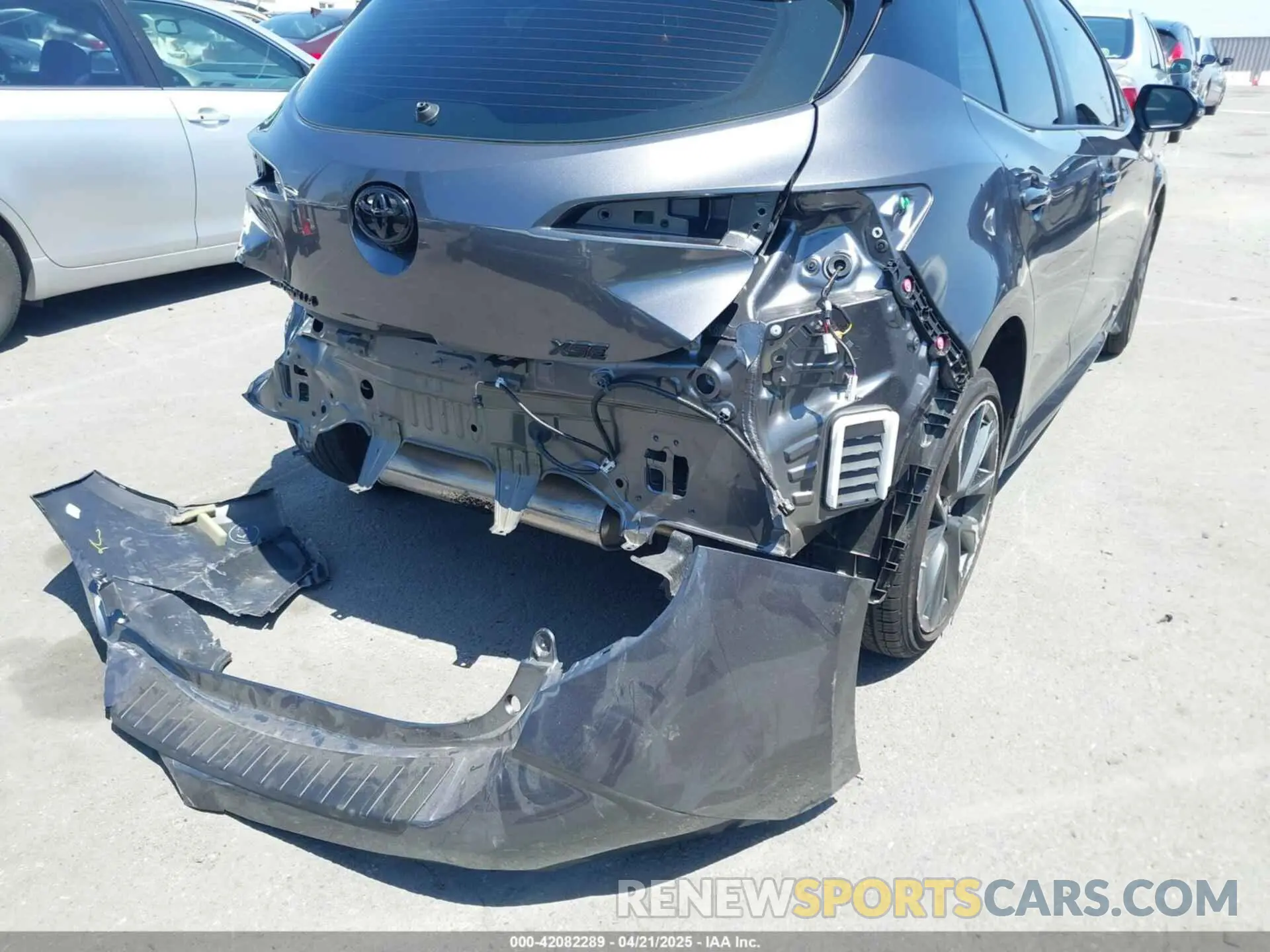 18 Photograph of a damaged car JTNC4MBE8S3236331 TOYOTA COROLLA 2025