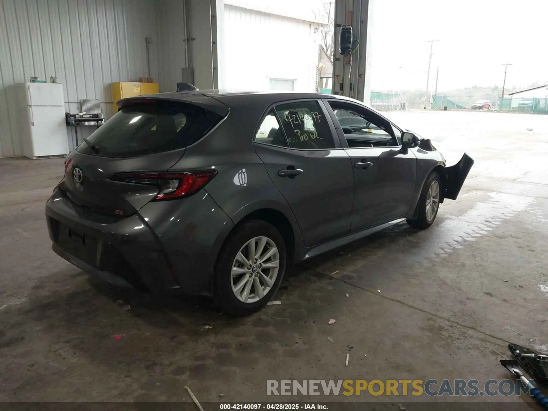 4 Photograph of a damaged car JTND4MBE6S3233741 TOYOTA COROLLA 2025