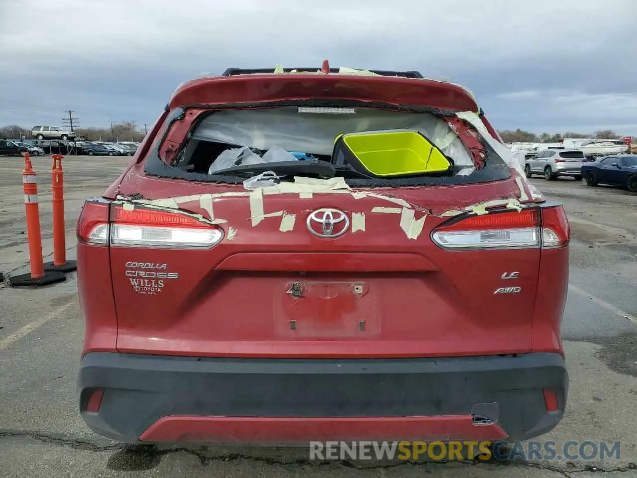 6 Photograph of a damaged car 7MUBAABG6NV032628 TOYOTA COROLLA CR 2022