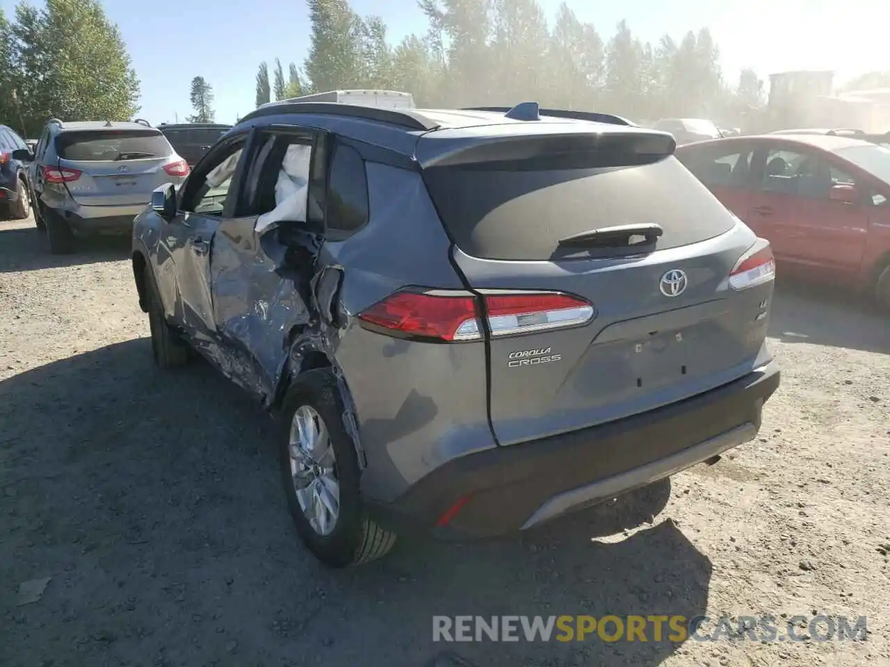 3 Photograph of a damaged car 7MUBAABGXNV004296 TOYOTA COROLLA CR 2022