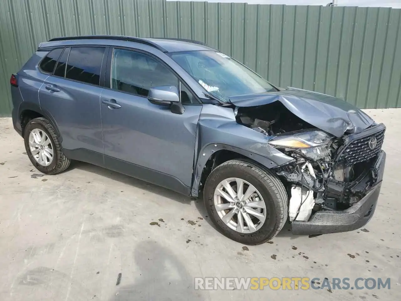 4 Photograph of a damaged car 7MUCAAAG1NV023339 TOYOTA COROLLA CR 2022