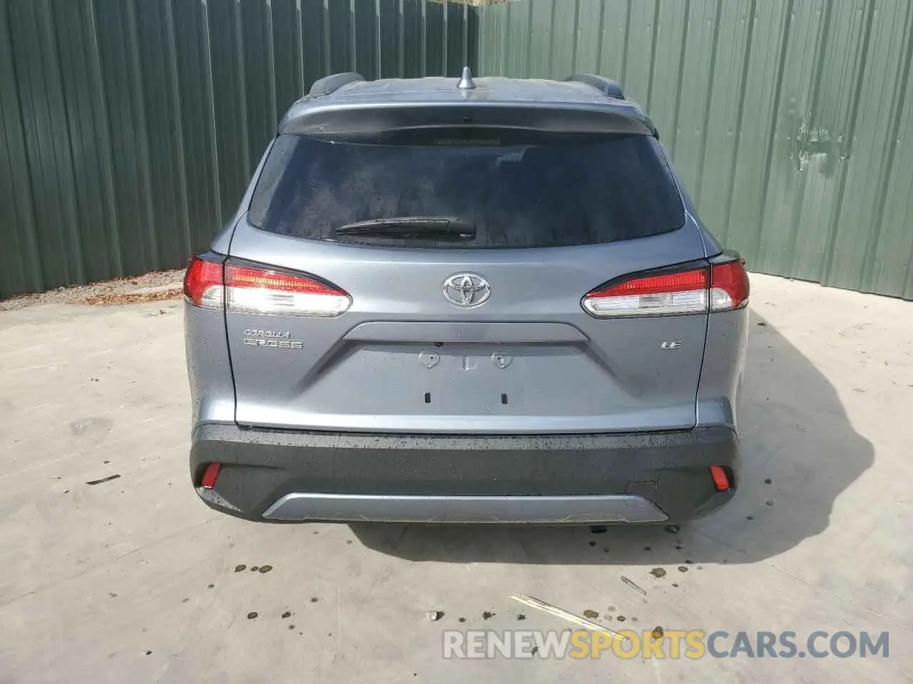 6 Photograph of a damaged car 7MUCAAAG1NV023339 TOYOTA COROLLA CR 2022