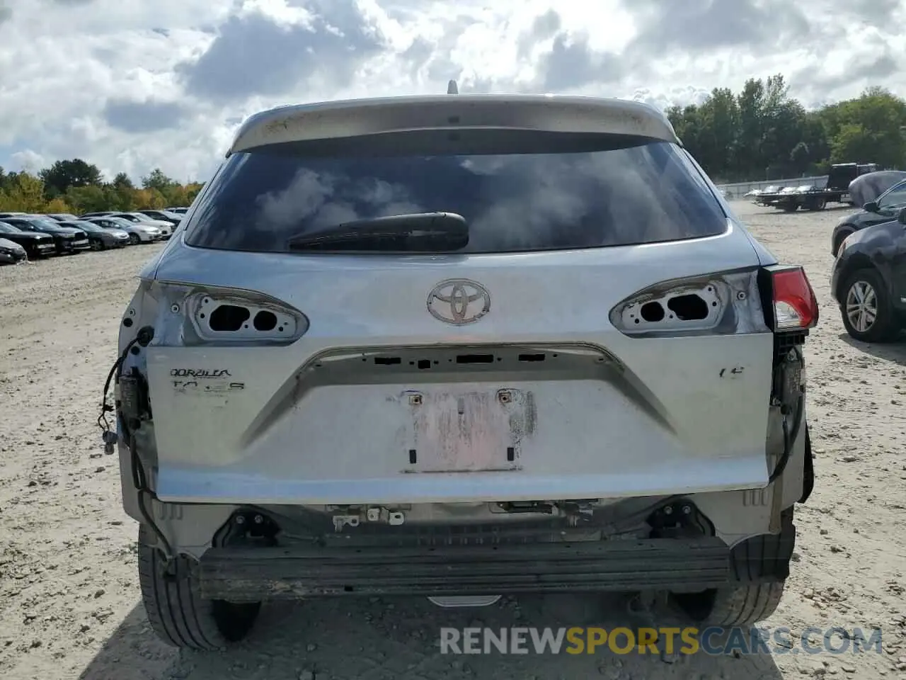 6 Photograph of a damaged car 7MUCAAAG2NV012821 TOYOTA COROLLA CR 2022