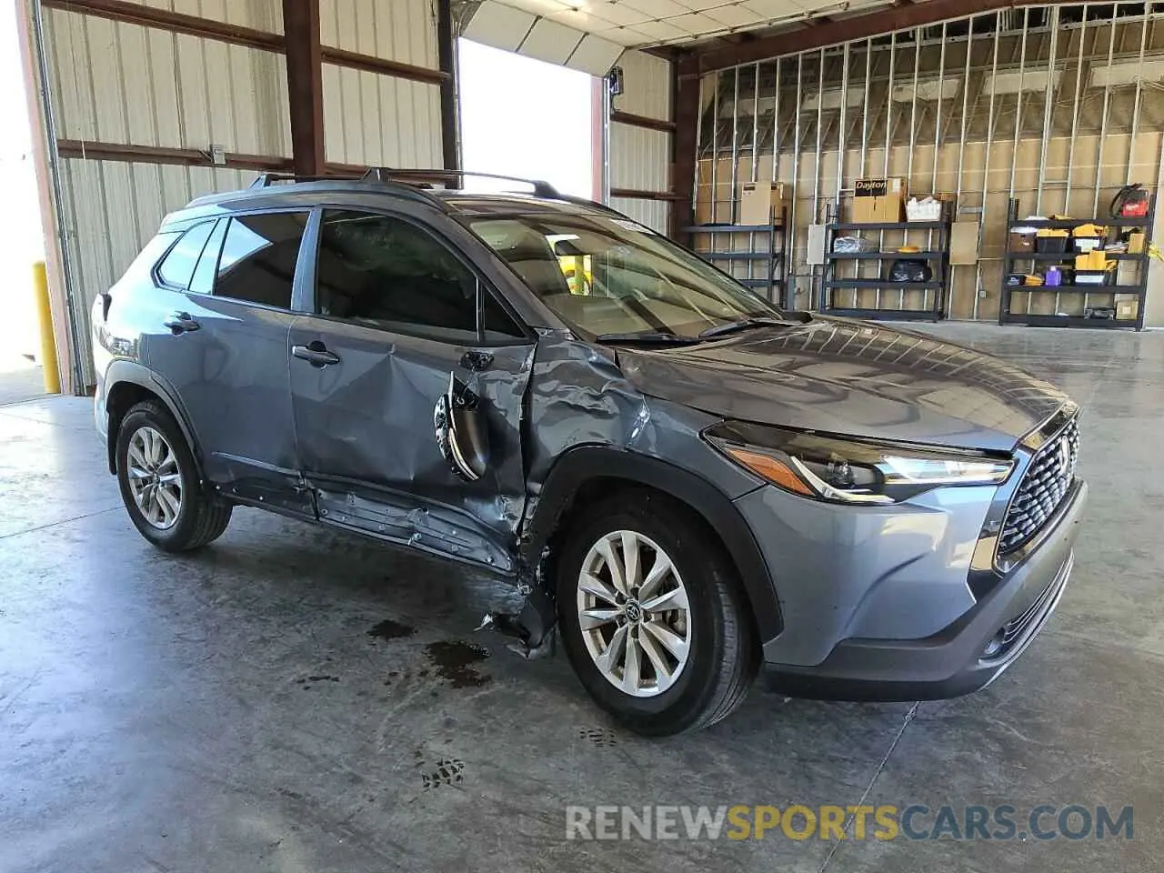 4 Photograph of a damaged car 7MUCAAAG4NV009452 TOYOTA COROLLA CR 2022