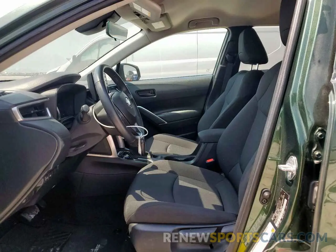 7 Photograph of a damaged car 7MUCAAAG5NV018256 TOYOTA COROLLA CR 2022