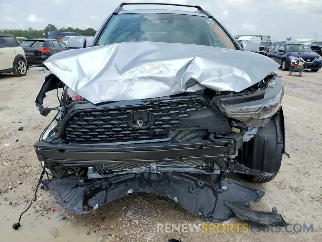 5 Photograph of a damaged car 7MUCAAAG7NV011423 TOYOTA COROLLA CR 2022