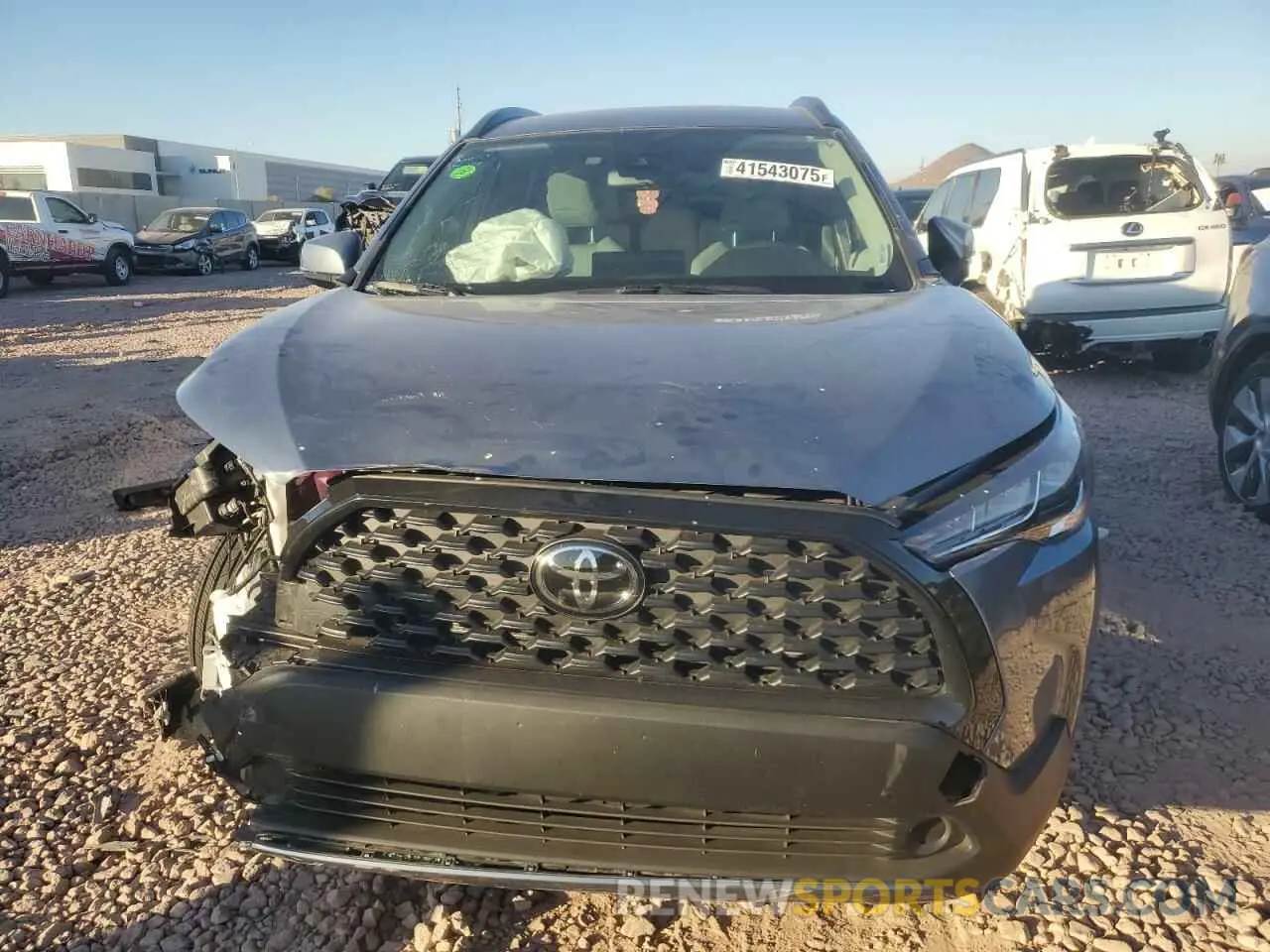 5 Photograph of a damaged car 7MUCAAAG8NV029364 TOYOTA COROLLA CR 2022