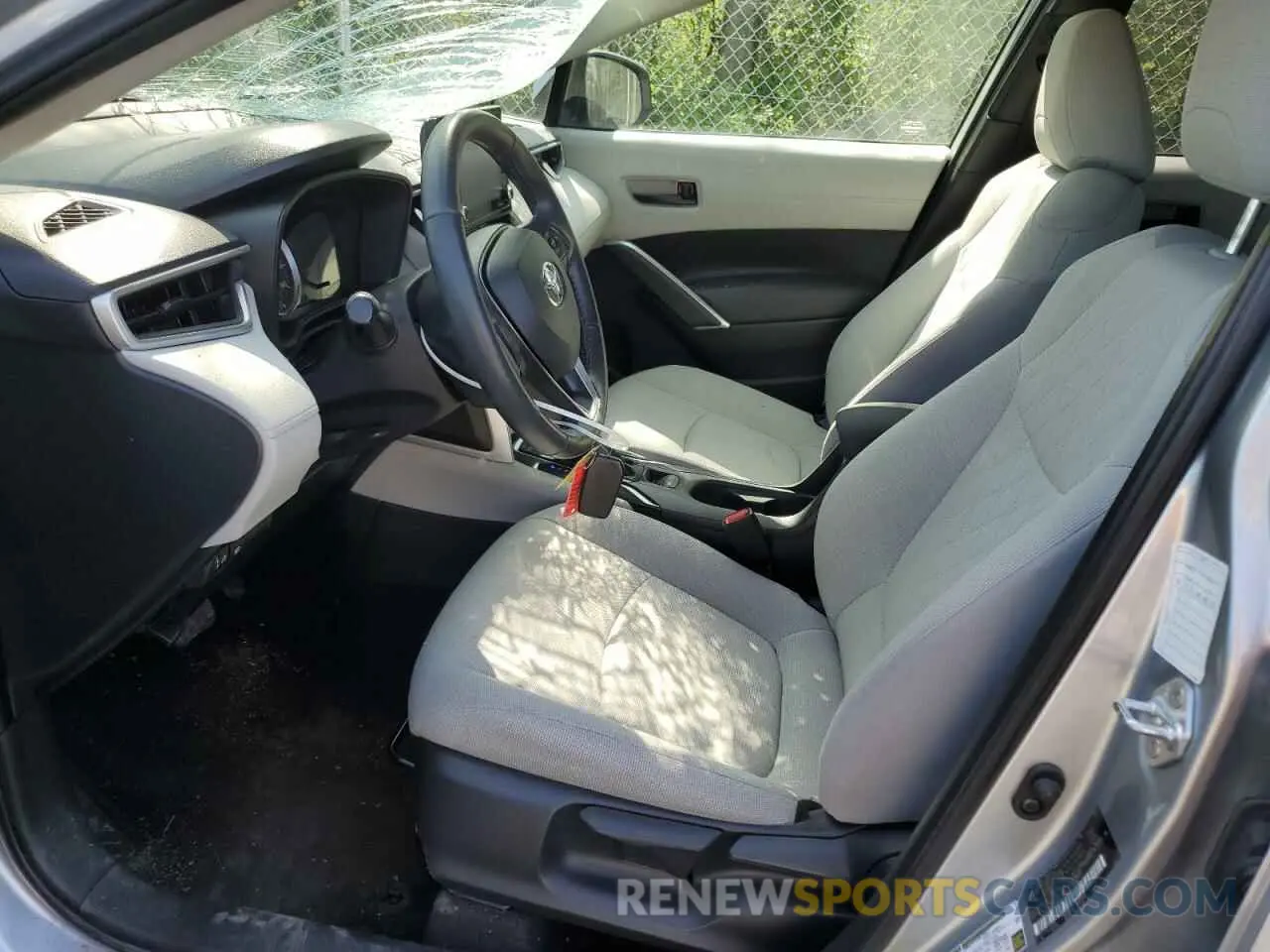 7 Photograph of a damaged car 7MUCAAAGXNV012565 TOYOTA COROLLA CR 2022
