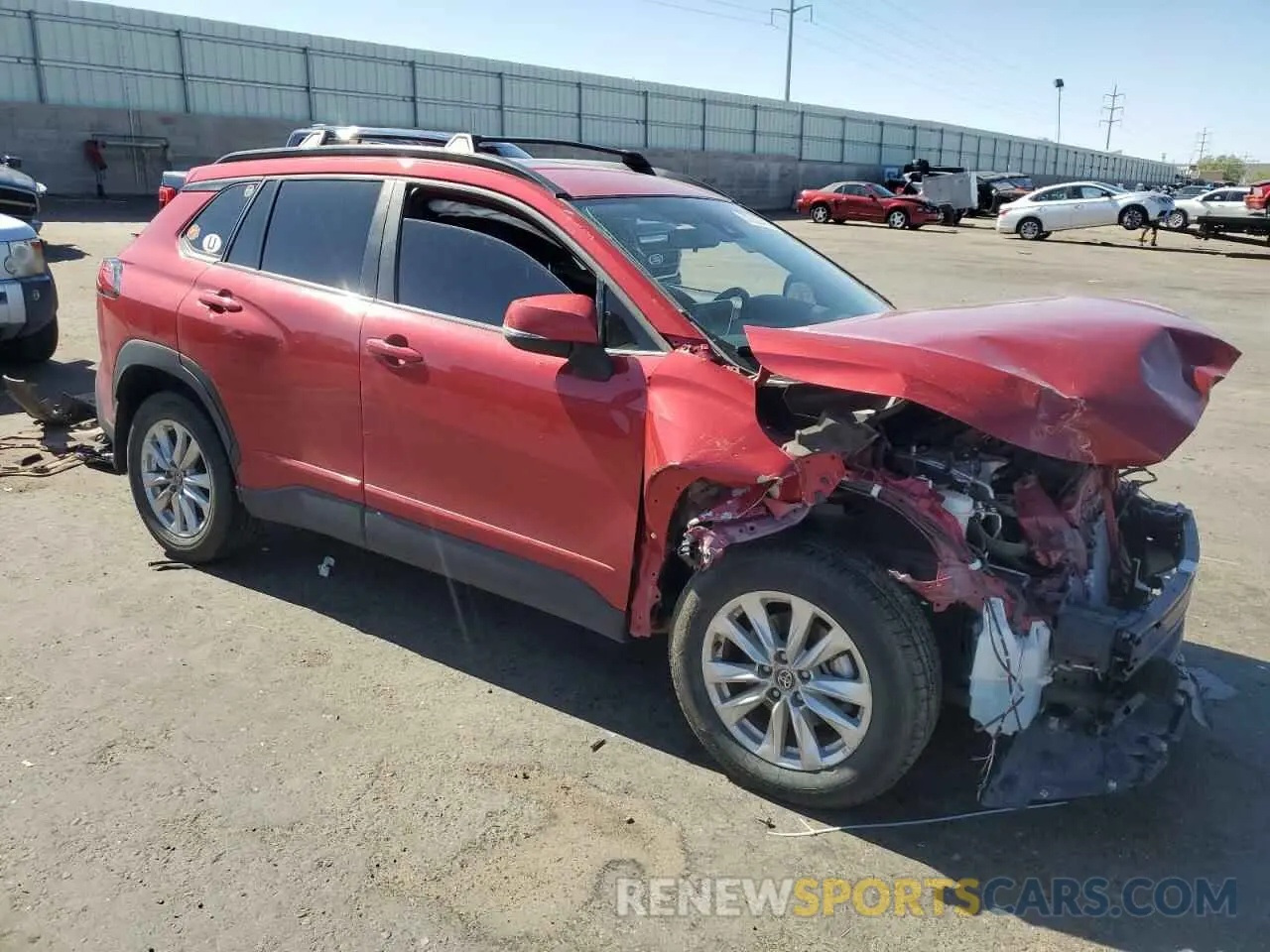4 Photograph of a damaged car 7MUCAABG8NV008867 TOYOTA COROLLA CR 2022