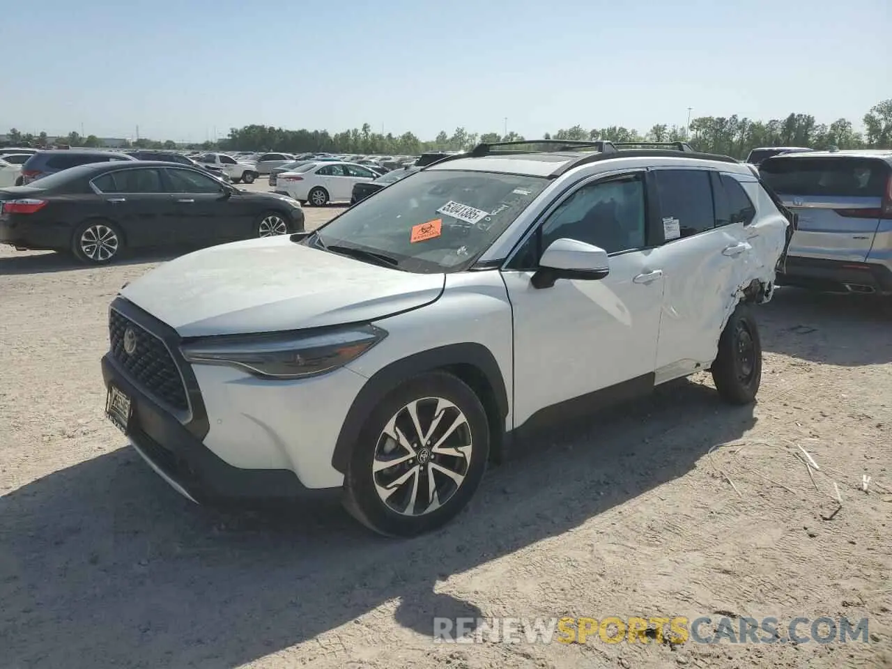 1 Photograph of a damaged car 7MUDAAAG2NV013763 TOYOTA COROLLA CR 2022