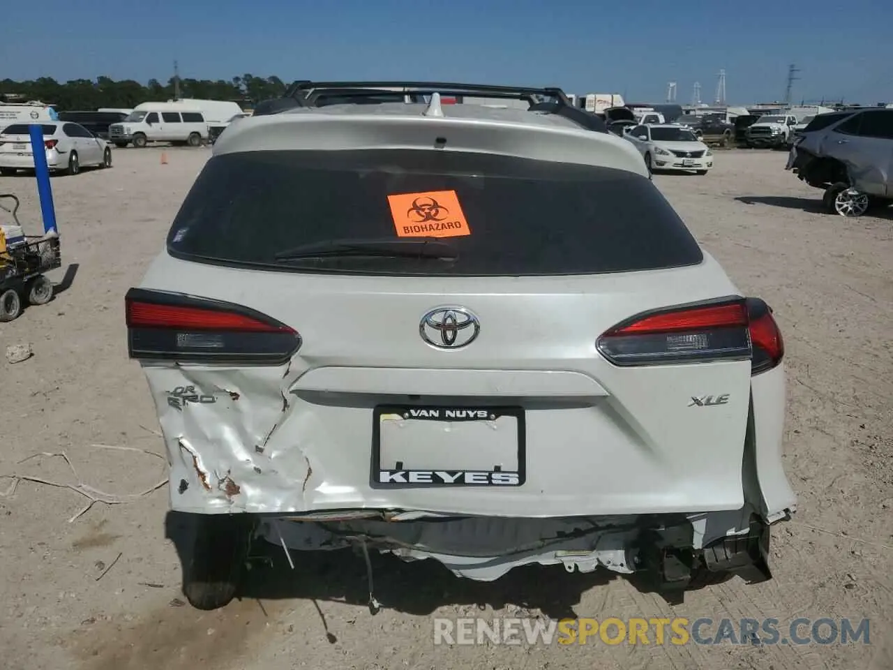 6 Photograph of a damaged car 7MUDAAAG2NV013763 TOYOTA COROLLA CR 2022