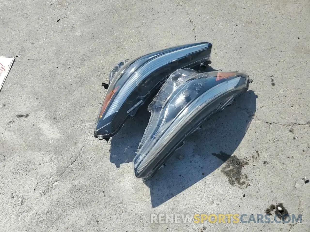 13 Photograph of a damaged car 7MUDAAAG3NV001508 TOYOTA COROLLA CR 2022