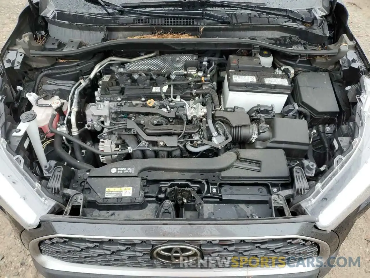 12 Photograph of a damaged car 7MUDAAAG8NV017624 TOYOTA COROLLA CR 2022