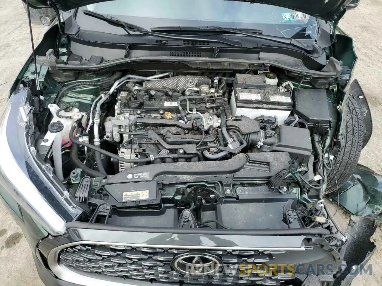 12 Photograph of a damaged car 7MUDAABG0NV028664 TOYOTA COROLLA CR 2022
