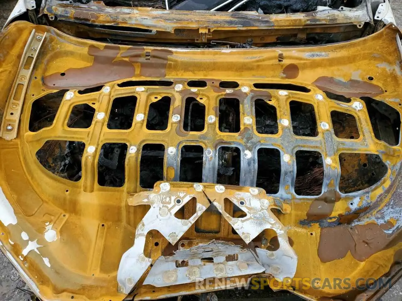 12 Photograph of a damaged car 7MUDAABG1NV040838 TOYOTA COROLLA CR 2022