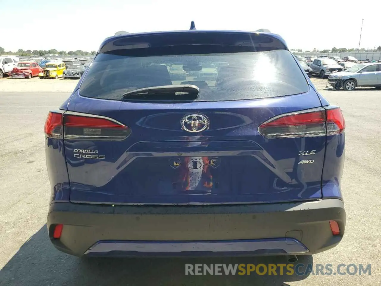 6 Photograph of a damaged car 7MUDAABG4NV018025 TOYOTA COROLLA CR 2022